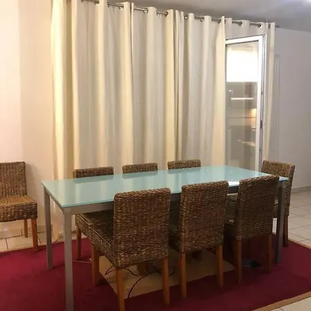 Au Clos Celestin - Beau T4 - Terrasse - Jardin Апартаменты *